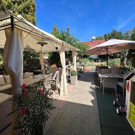 Maria Penzion & Restaurant Trencin Bagian luar foto
