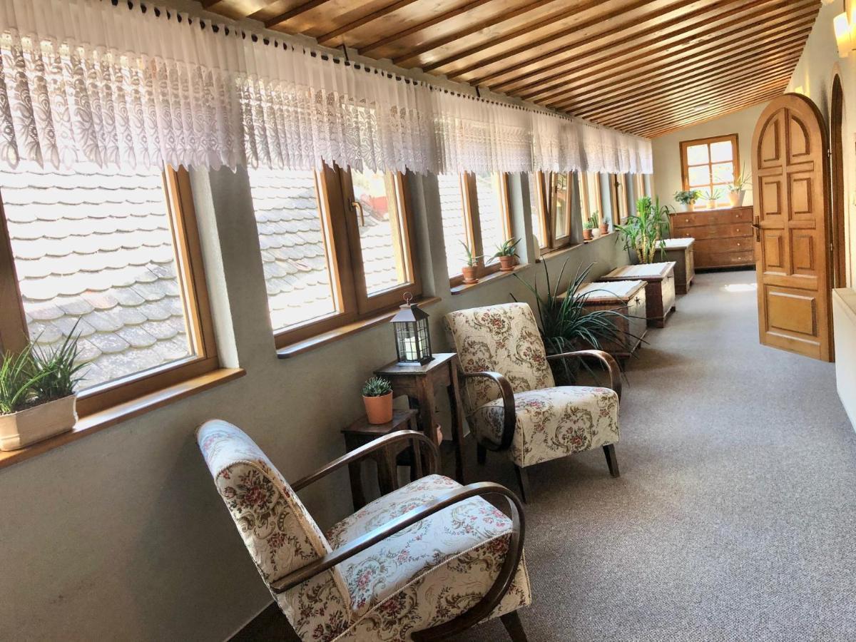 Maria Penzion & Restaurant Trencin Bagian luar foto